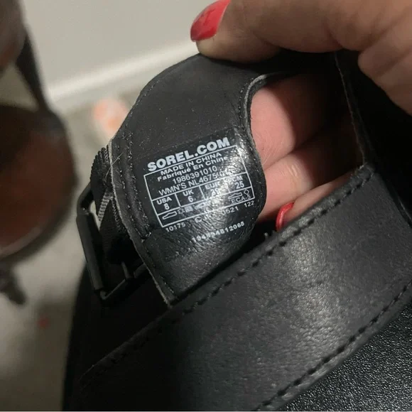 Sorel Black and Tan Joanie III Ankle Strap Sandals, Size 8 - Picture 7 of 7